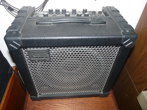 Roland cube cosm - 30,